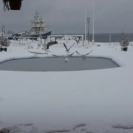 Halil Tuna Szálloda