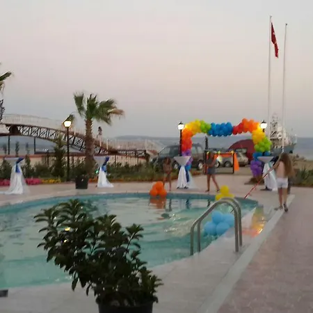 Hotel Halil Tuna